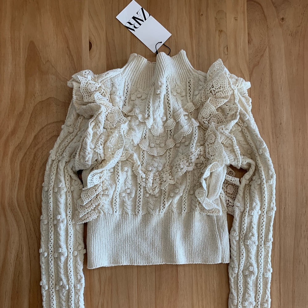 NWT Zara Sweater